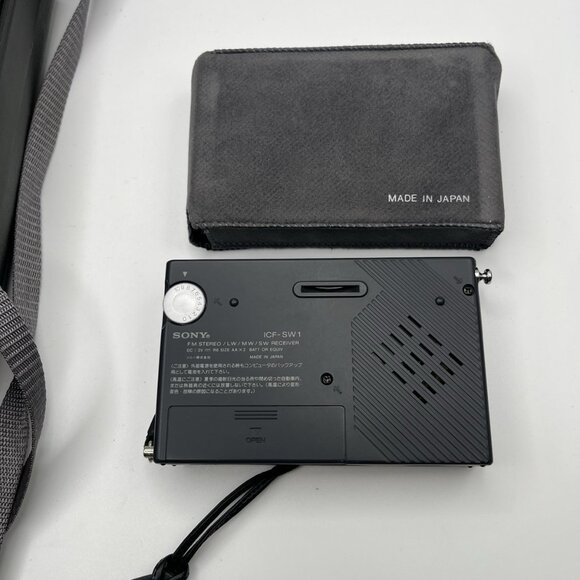 Vintage 80s Sony ICF-SW1S World Band Radio Receiver System W/ Case Shortwave - Picture 8 of 9